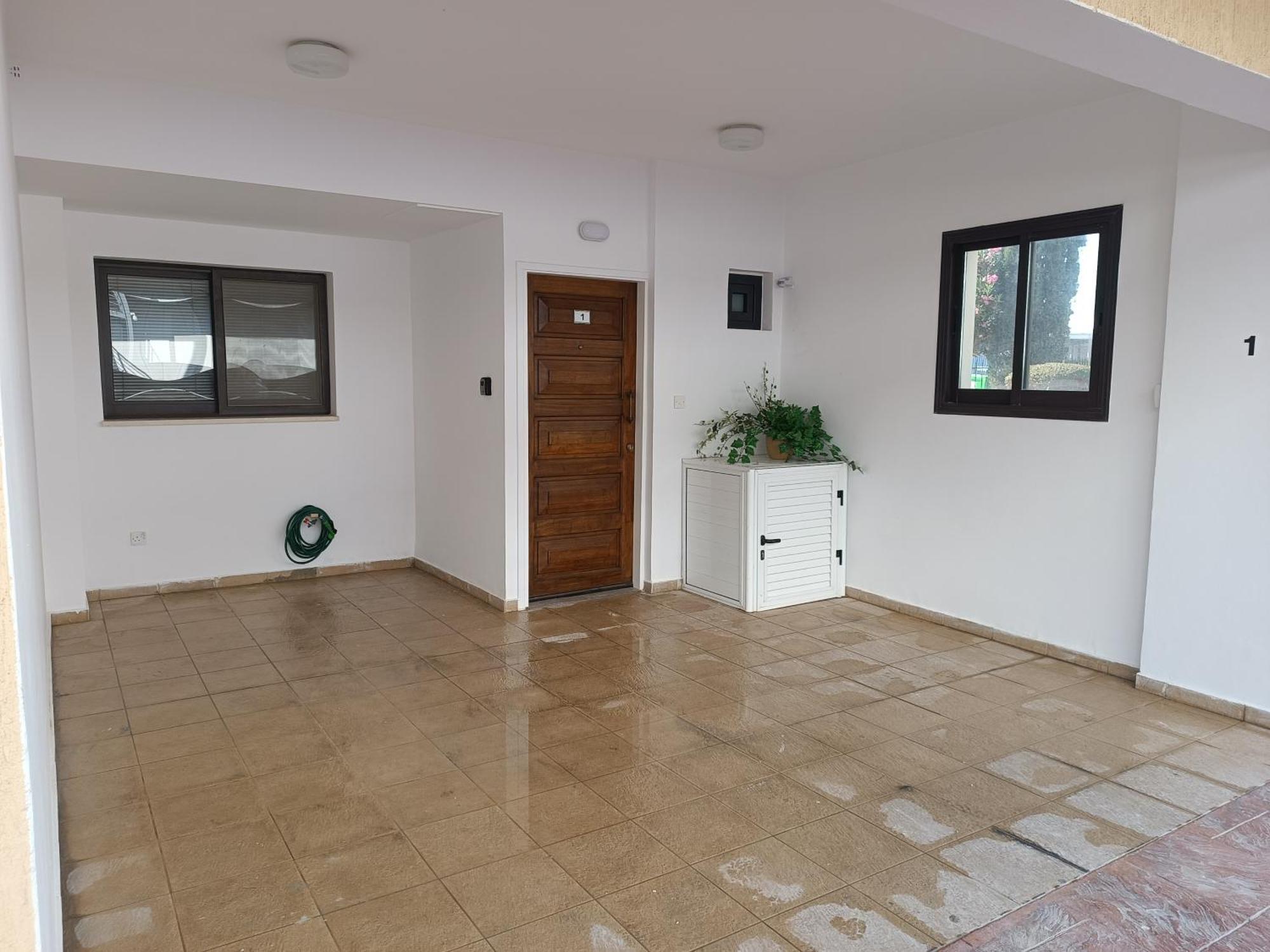 Pool Side 2 Bedroom Queens Gardens Complex Pafos Exterior foto