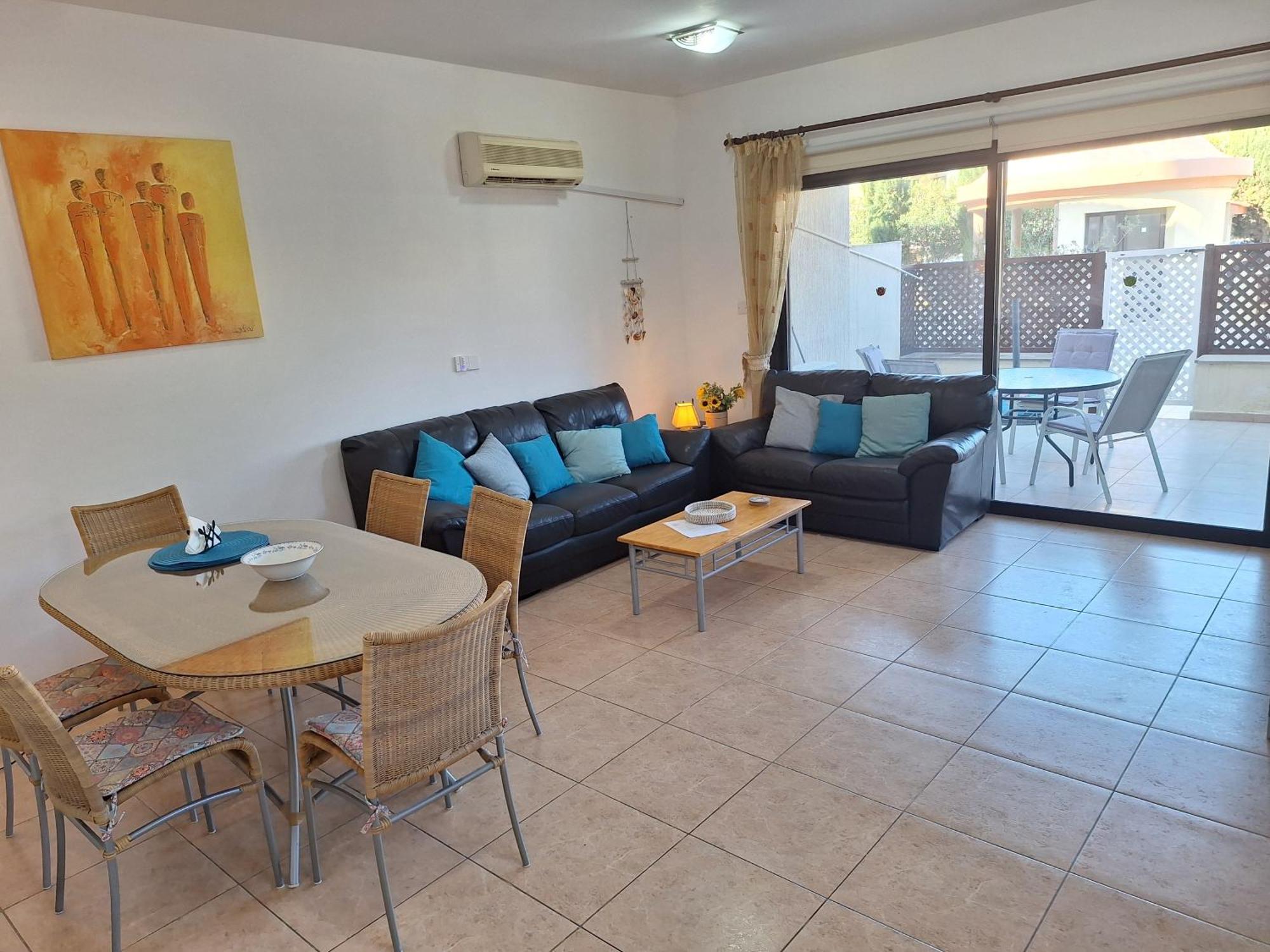 Pool Side 2 Bedroom Queens Gardens Complex Pafos Exterior foto